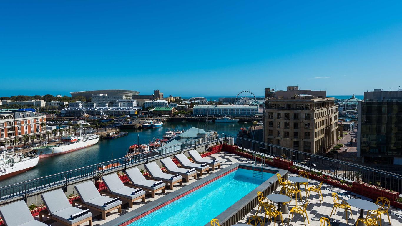 Radisson RED Hotel V&A Waterfront Cape Town C$ 144 (C̶$̶ ̶4̶2̶1̶). Cape Town  Hotel Deals & Reviews - KAYAK